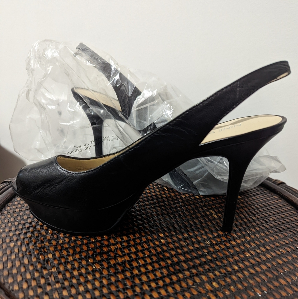 NEW Nine West open-toe slingback